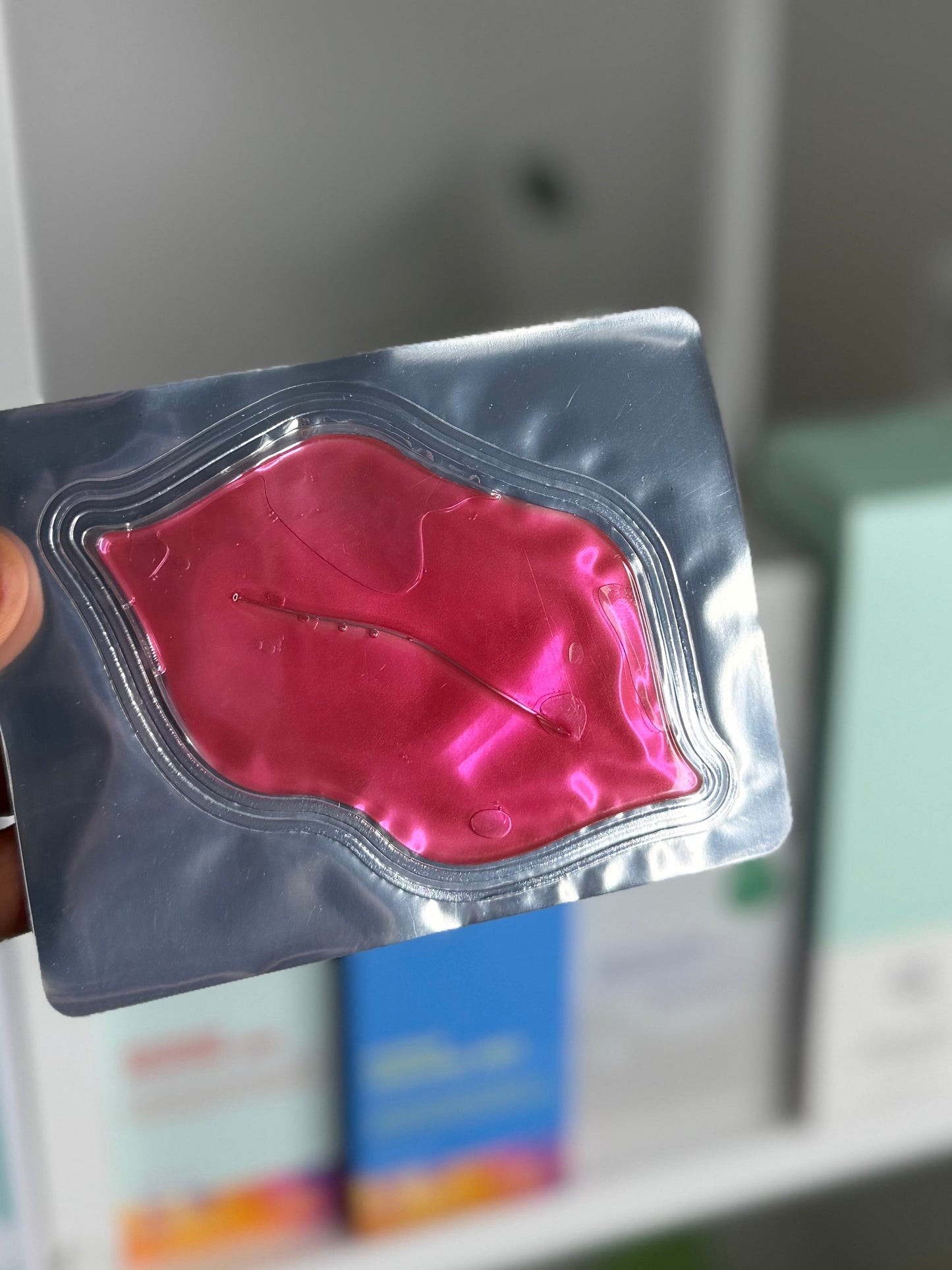 HYDRATING COLLAGEN PINK LIP MASK MOISTURIZING & PLUMPING LIP TREATMENT