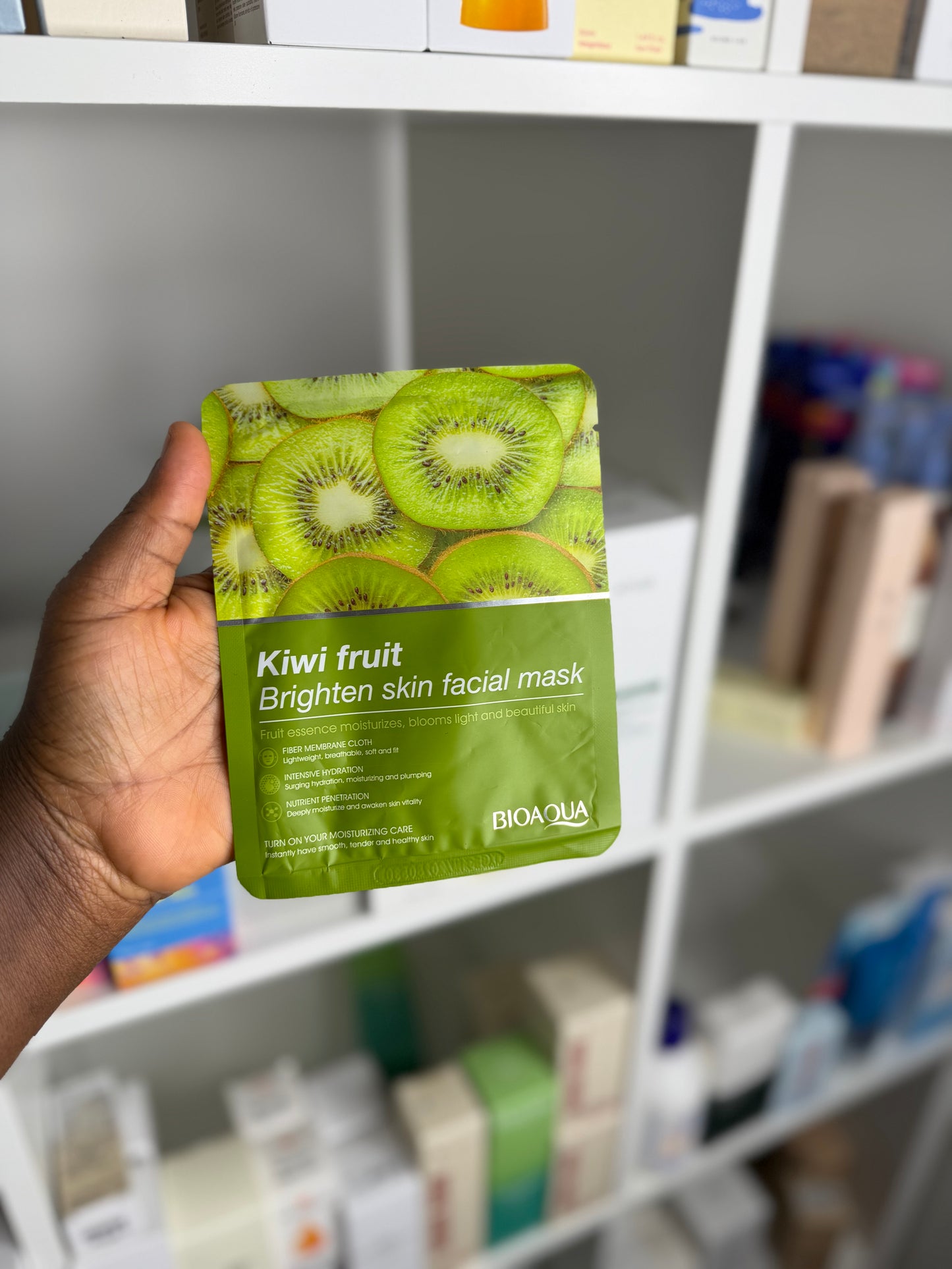 BIOAQUA NATURAL ESSENCE FACE SHEET MASK HYDRATING, BRIGHTENING & SMOOTHING (fruity)