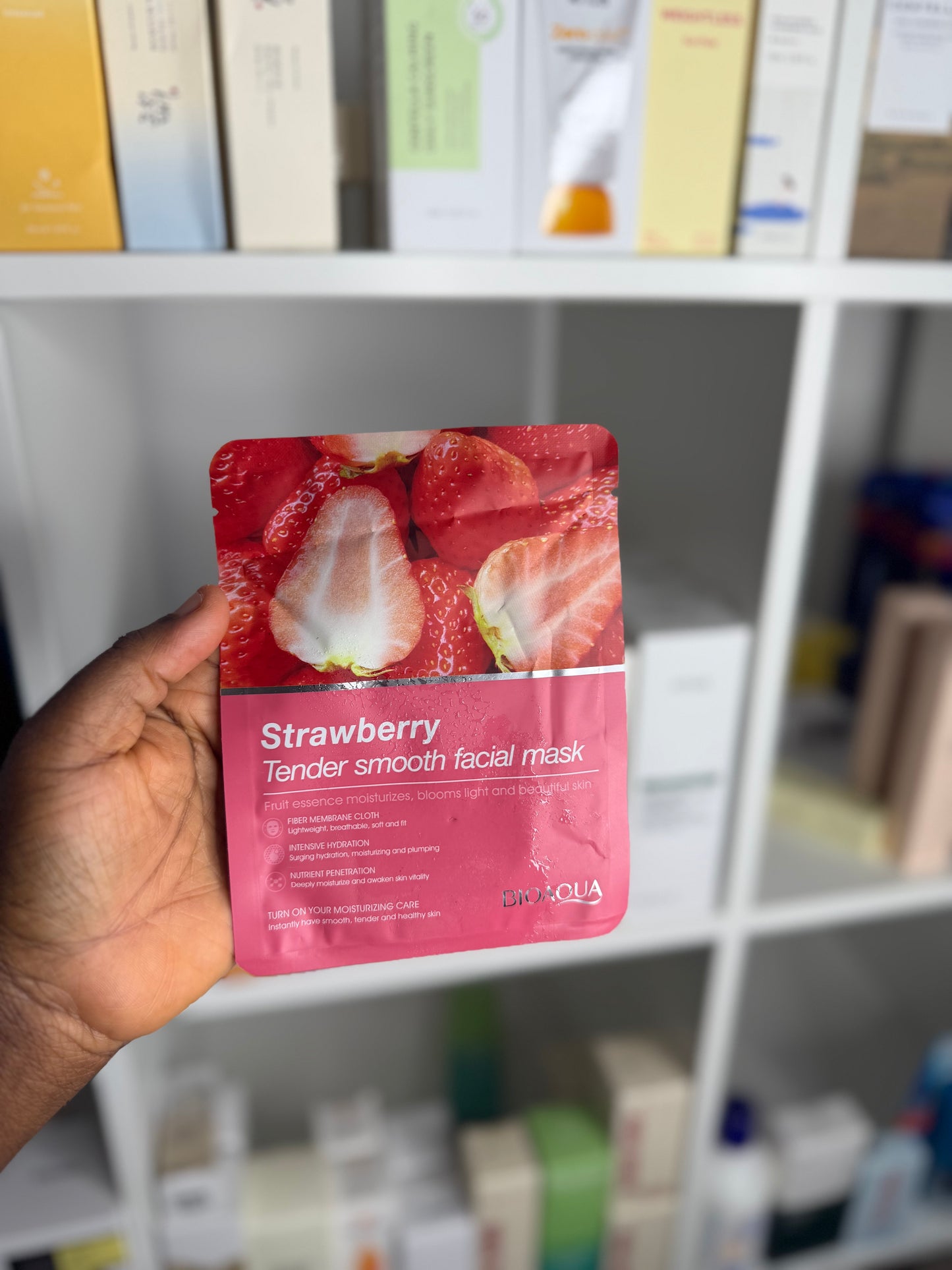 BIOAQUA NATURAL ESSENCE FACE SHEET MASK HYDRATING, BRIGHTENING & SMOOTHING (fruity)